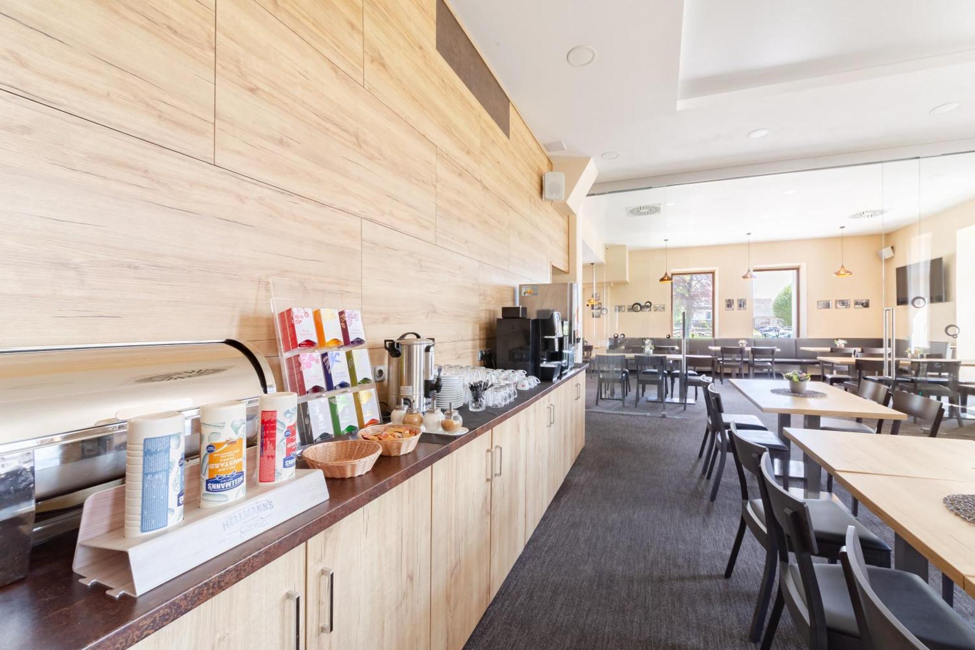 Hotel Snezne מראה חיצוני תמונה