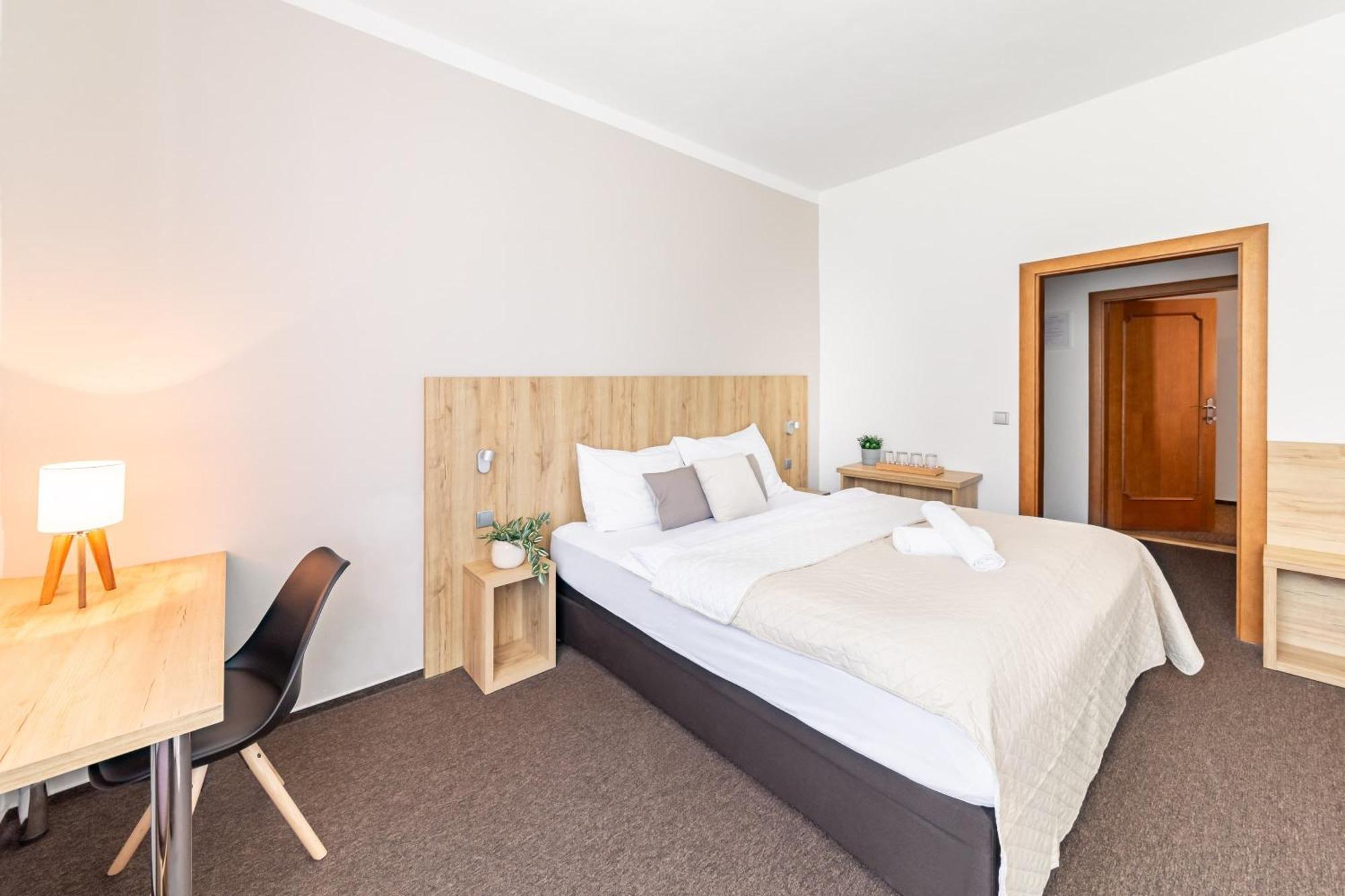 Hotel Snezne מראה חיצוני תמונה