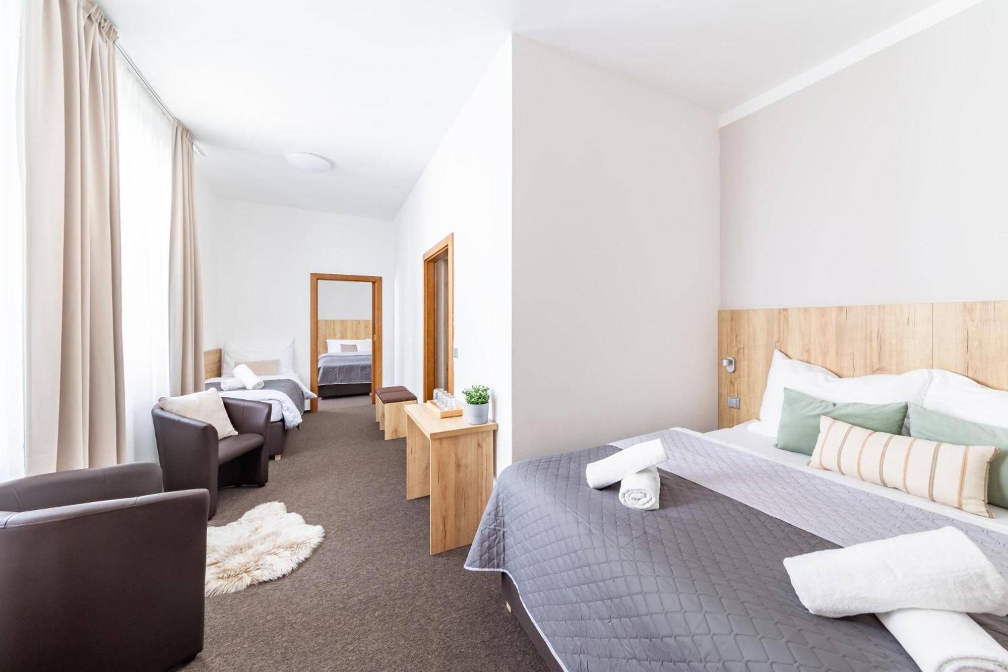 Hotel Snezne מראה חיצוני תמונה